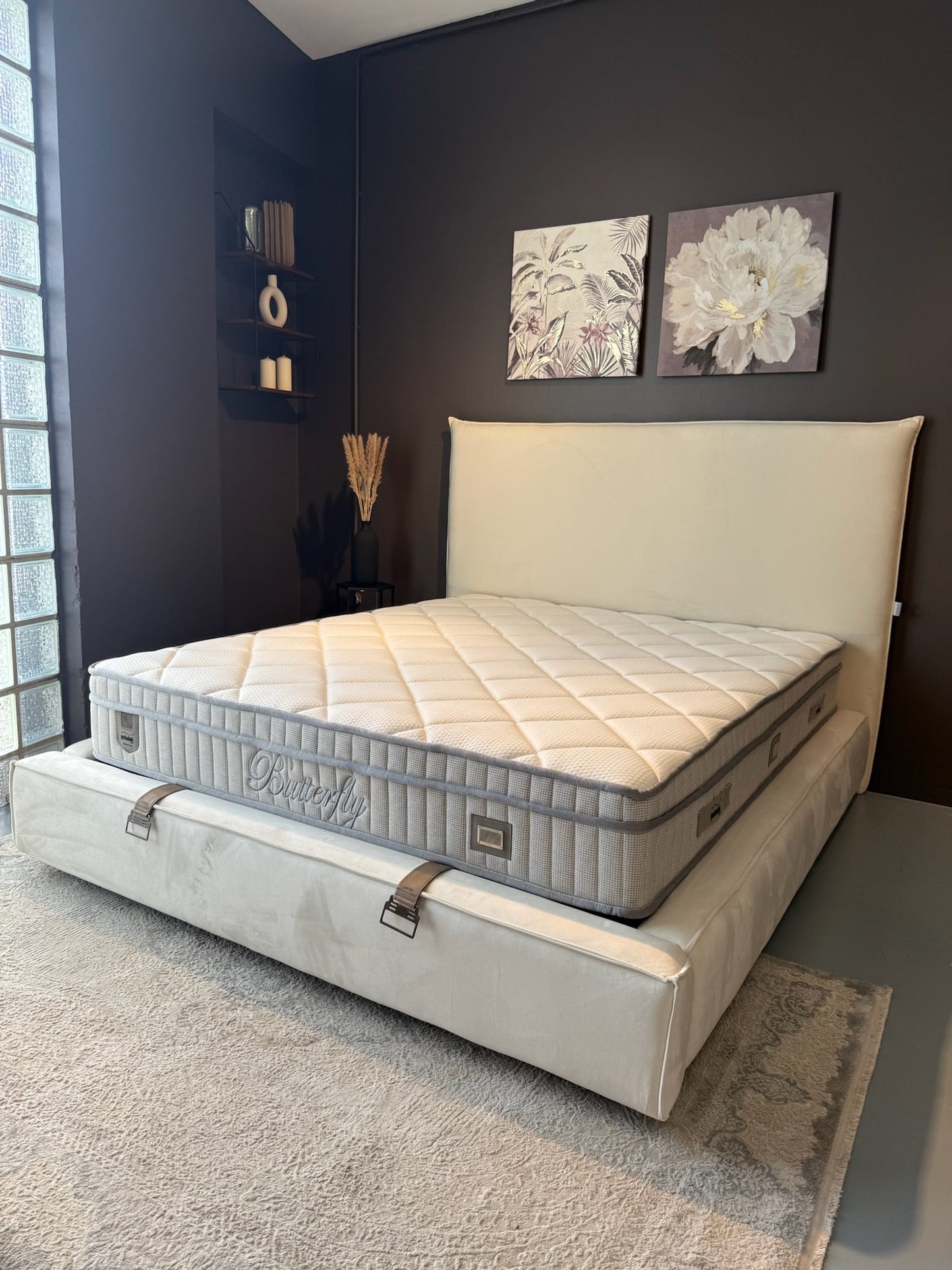 Lit double coffre en Velours – Lovely
