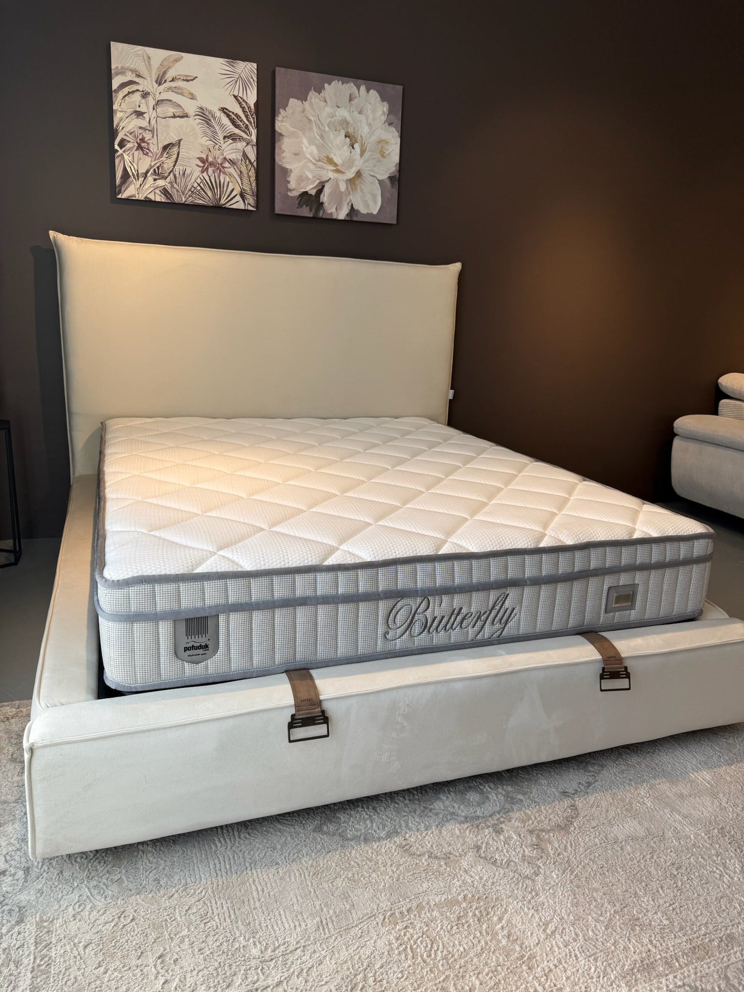 Lit double coffre en Velours – Lovely